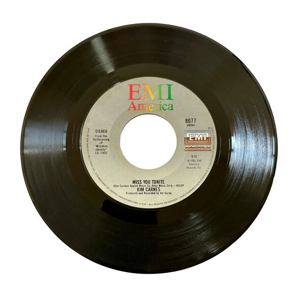 Kim Carnes 80s Hits "Bette Davis Eyes" and "Invisible Minds" 45  Vinyls  - MINT - Picture 5 of 8